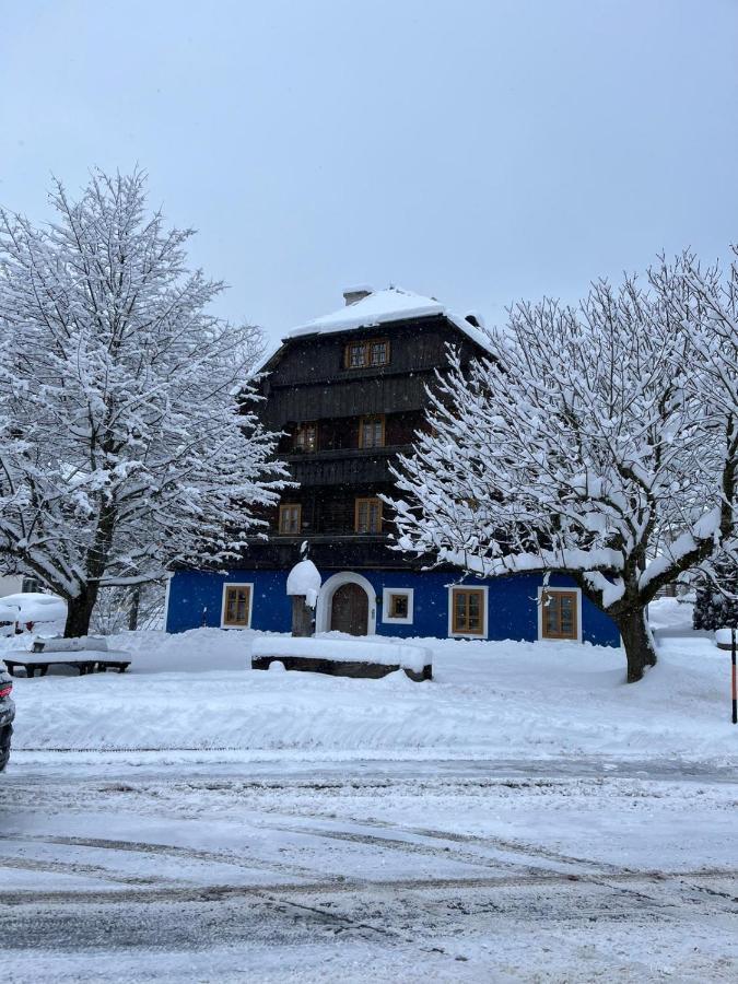 Blue House Lägenhet Ramingstein Exteriör bild