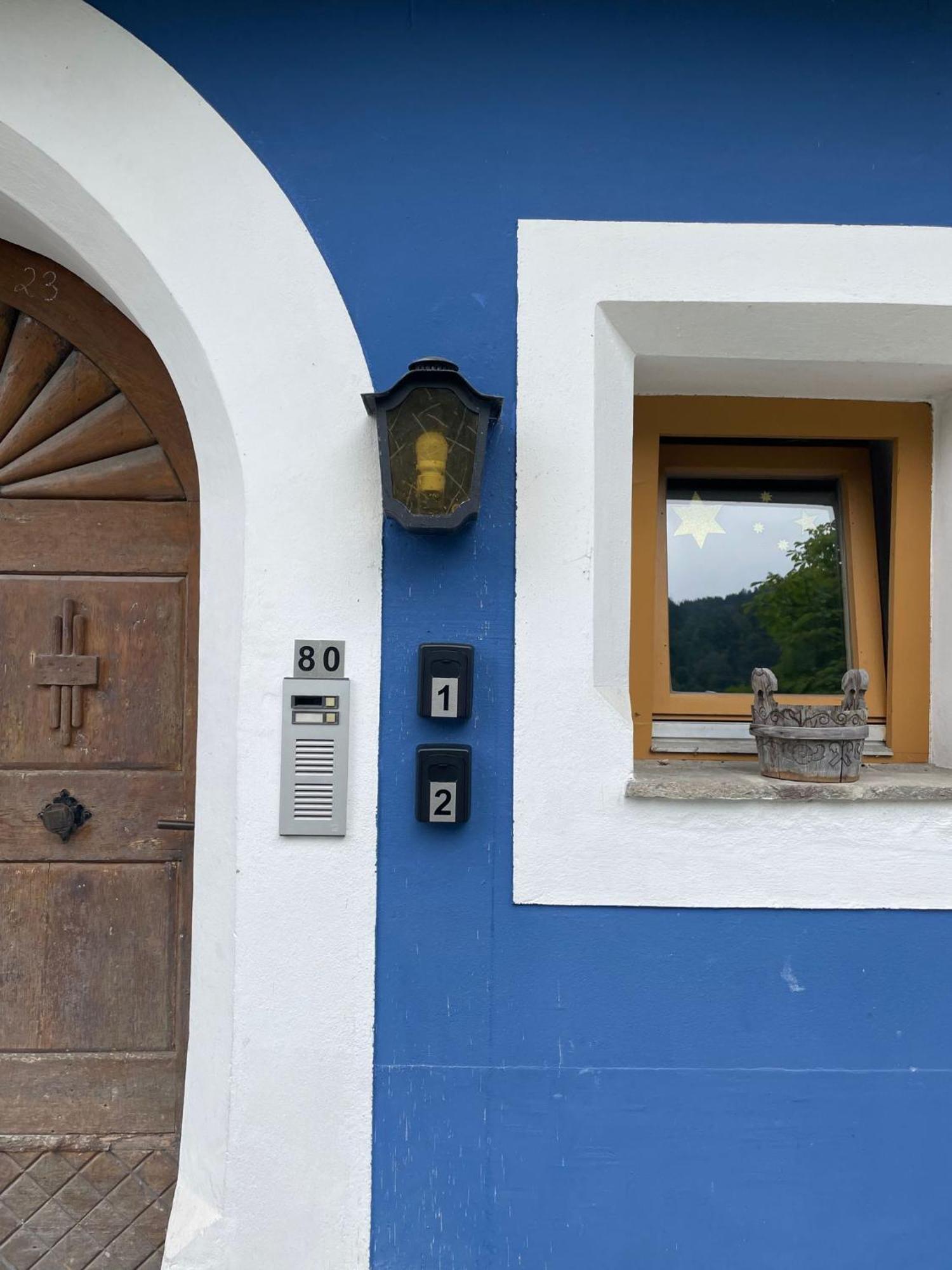 Blue House Lägenhet Ramingstein Exteriör bild
